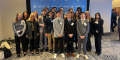 ALHS Model UN participants in group photo while in Chicago
